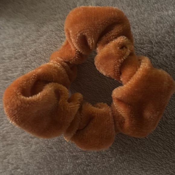 Scrunchie Bundle - Picture 4 of 6